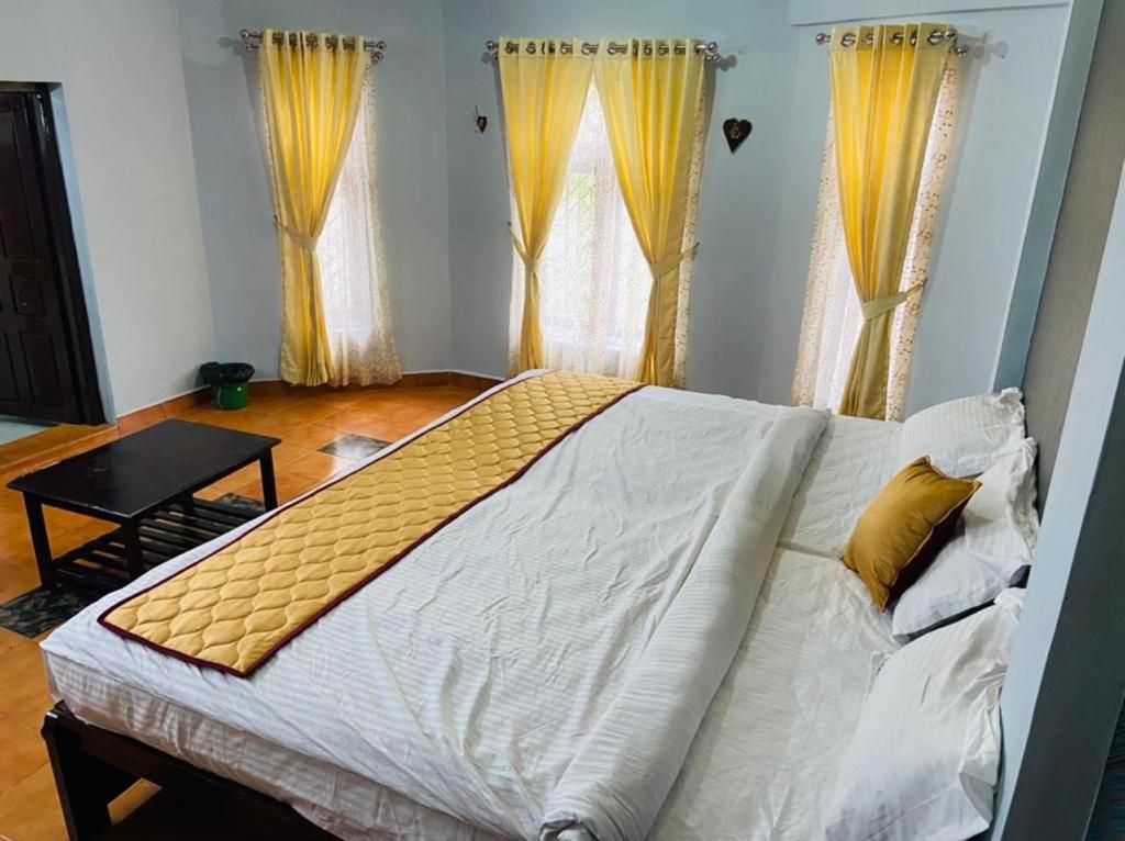 Bob Lesiure Hotel อูตี ภายนอก รูปภาพ